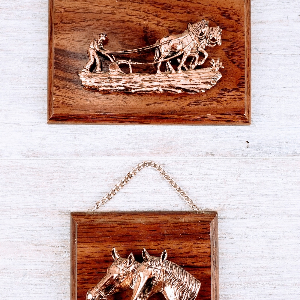 Bronze Vintage Horse Decor on Wood